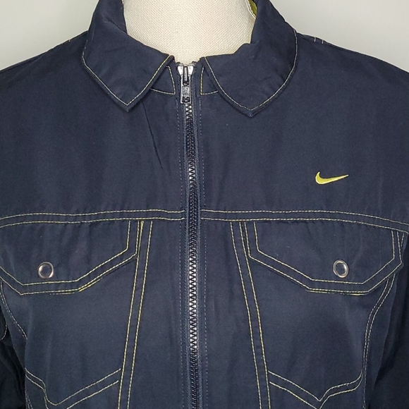 NIKE ▪︎ GIRL'S NAVY BLUE LIGHTWEIGHT JACKET ▪︎ SIZE L (12-14) - Picture 3 of 9